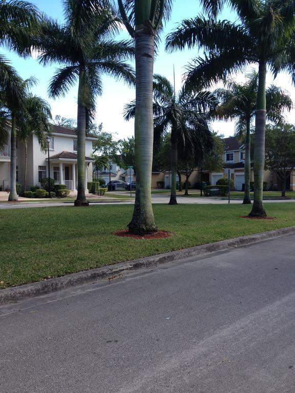 Speedway Blvd Townhouse Vila Homestead Exterior foto